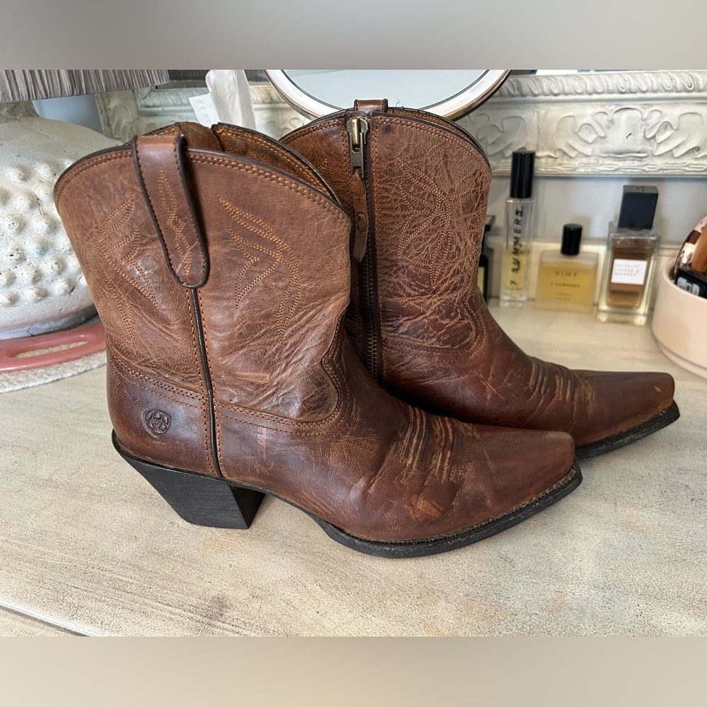 Ariat short zipper boots 8.5